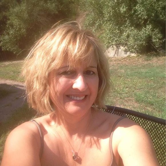 Meet your Posher, Dawn - Picture 1 of 1